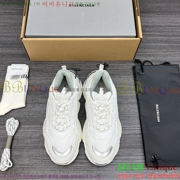 �߷��þư� Triple S ����Ŀ�� �������� BLA122508