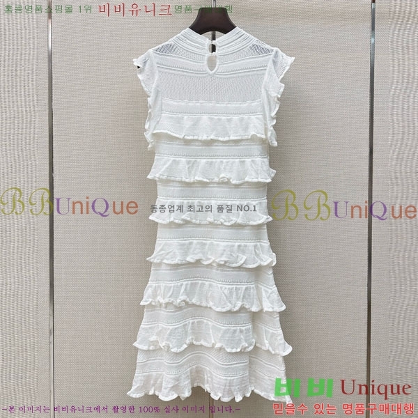 ���� ���ο� ���ǽ� CHE03643-5