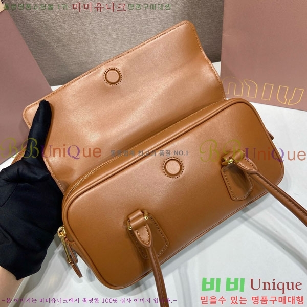 #�̿�̿� �Ƹ�ī�� ���׹� 5BD282-101
