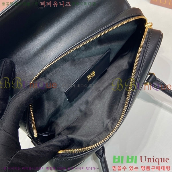 #�̿�̿� �Ƹ�ī�� ���׹� 5BD282-103
