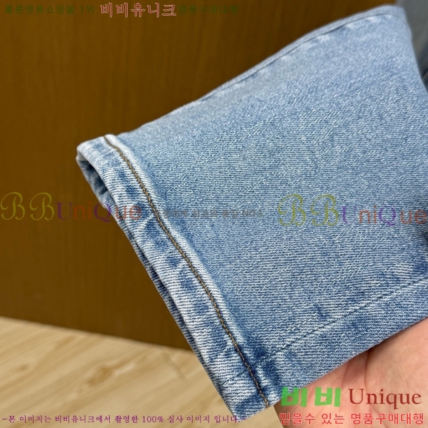 ���� ���ڷ� ��ġ�ڸ� û���� BC247399