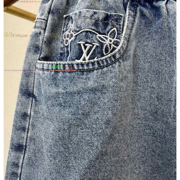 ���� ���̺��� �ݹ��� CH413789