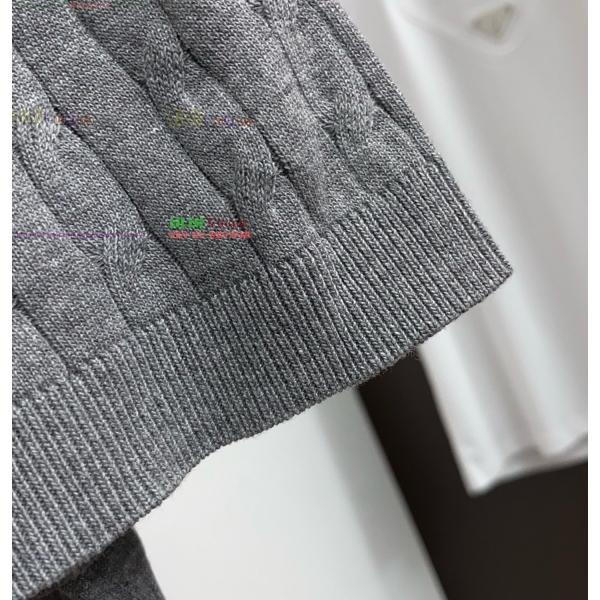 ���� ���ڷ� ��ġ�ڸ� ī�� ���� Ƽ���� BC152936