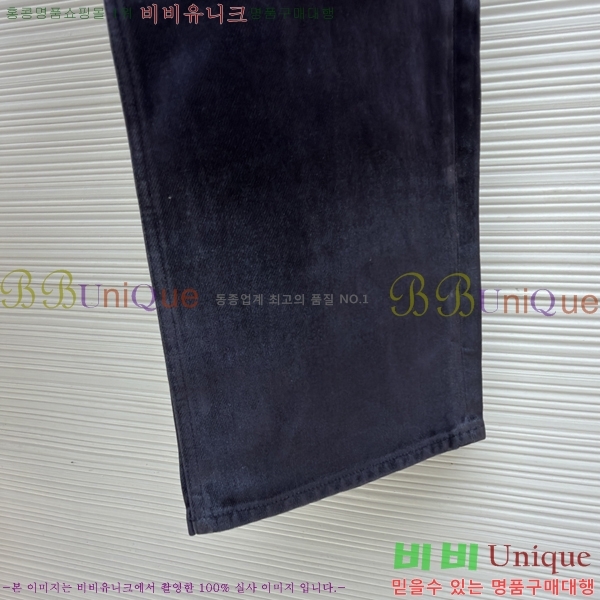 ���� ���̺��� û���� 25LBH267205-2