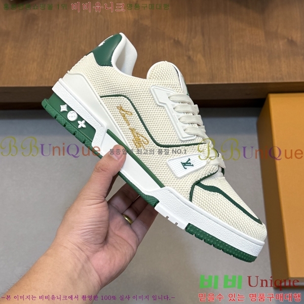 ���� ���̺��� Ʈ���̳� ����Ŀ�� 40LT267145-3
