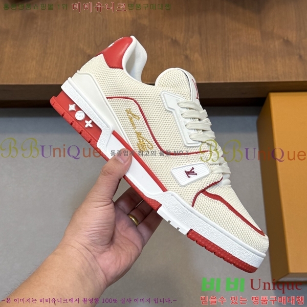 ���� ���̺��� Ʈ���̳� ����Ŀ�� 40LT267145-4
