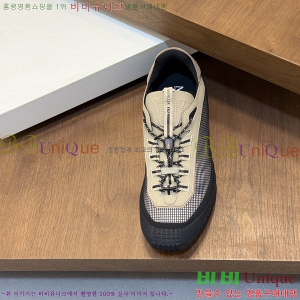 ���� ��**�� ����Ŀ�� M5970221-5