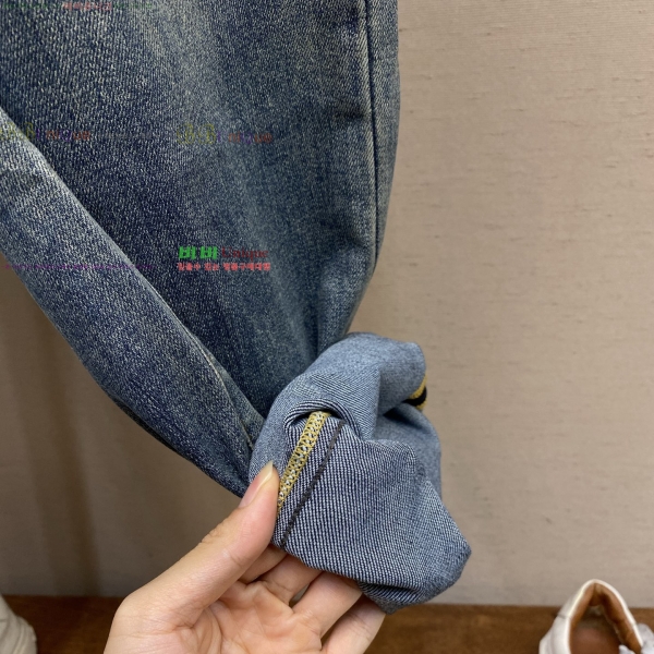���� ����� ���� ���� 37LT2673013-4