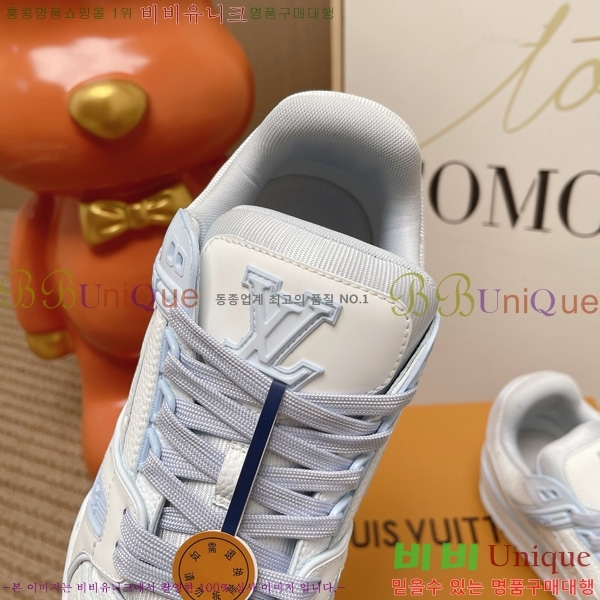 �������� ���̺��� Ʈ���̳� ����Ŀ�� LT2600691-4