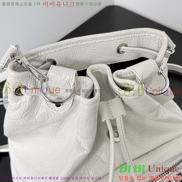#�߷�**�� 𝗟𝗘 𝗖𝗜𝗧𝗬 ���� �̴� 71294-101